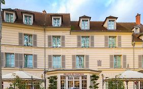 Hotel Mercure Relays Du Château  4*